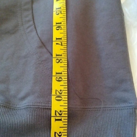 NWOT MICKEY & MINNIE HOODIE PULLOVER WOMENS LARGE NWOT - Picture 7 of 7